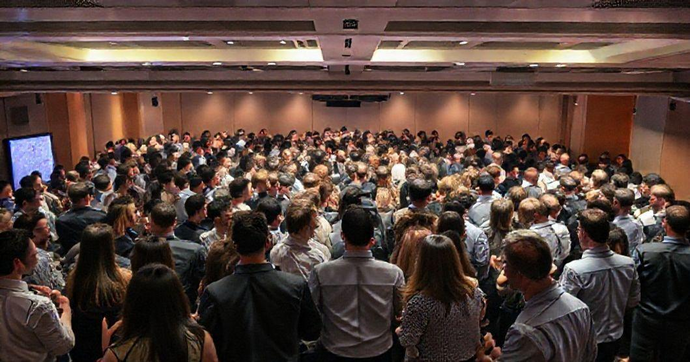 Confraternização Empresarial: Fortaleça Relacionamentos e Engajamento da Sua Equipe